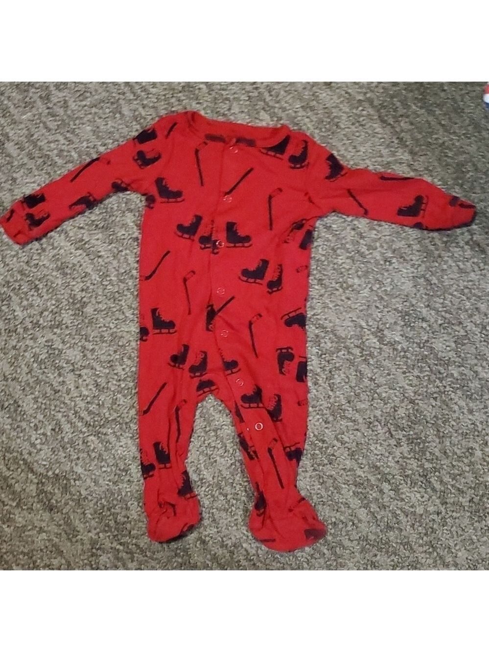 One piece footies size 3 to 6 months
